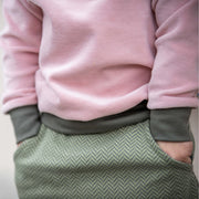 Kuscheljacquard fischgrät moos bei faybee von Stoffonkel